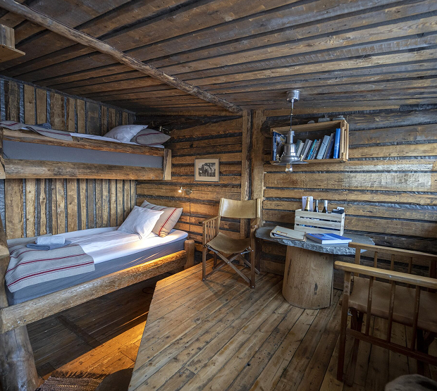 Rooms That Invite Stillness